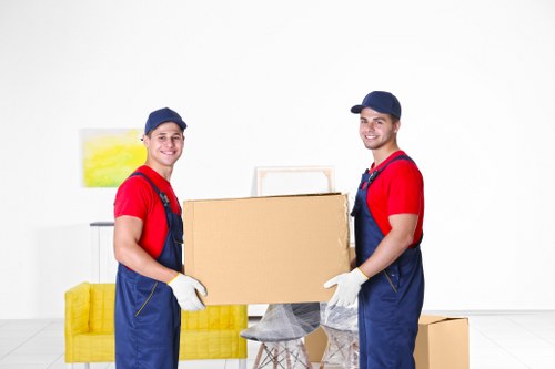 Removals van service for Earlsfield homes and flats