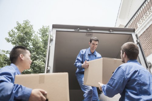 A local Earlsfield home removals service supporting residential and commercial moves
