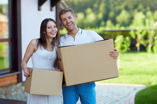 Preparations for a local moving truck booking in Earlsfield
