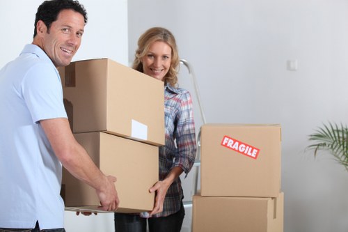 Van transport for household and business items in Earlsfield